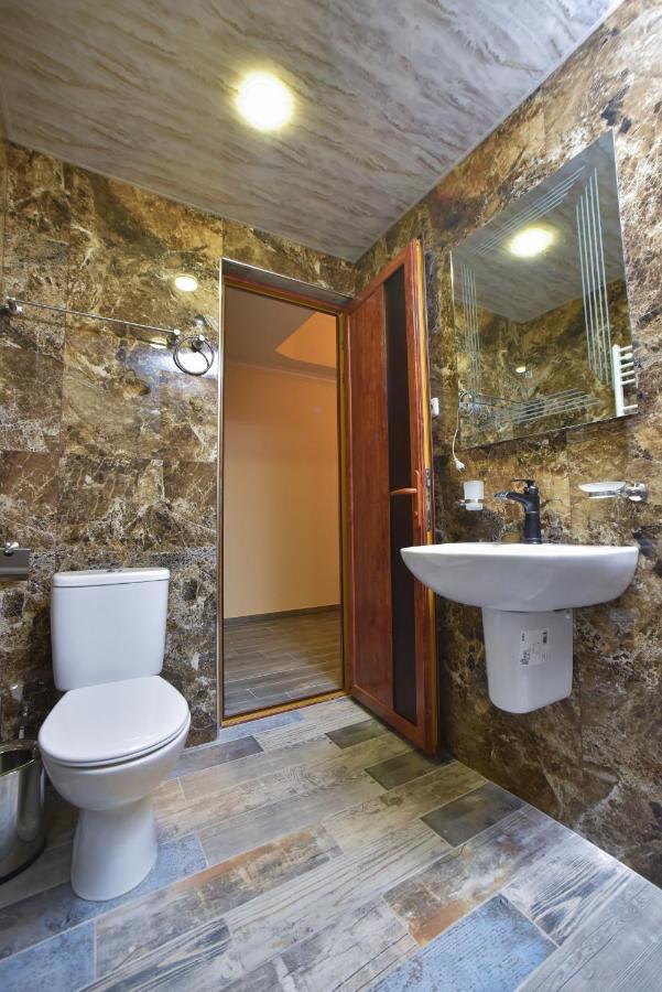 Altunyan Hotel Γιερεβάν Εξωτερικό φωτογραφία