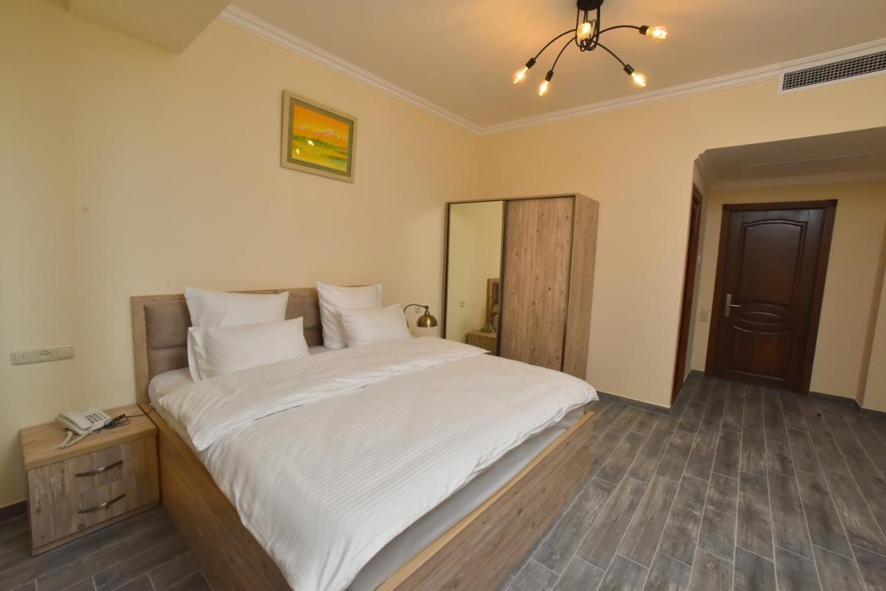 Altunyan Hotel Γιερεβάν Εξωτερικό φωτογραφία