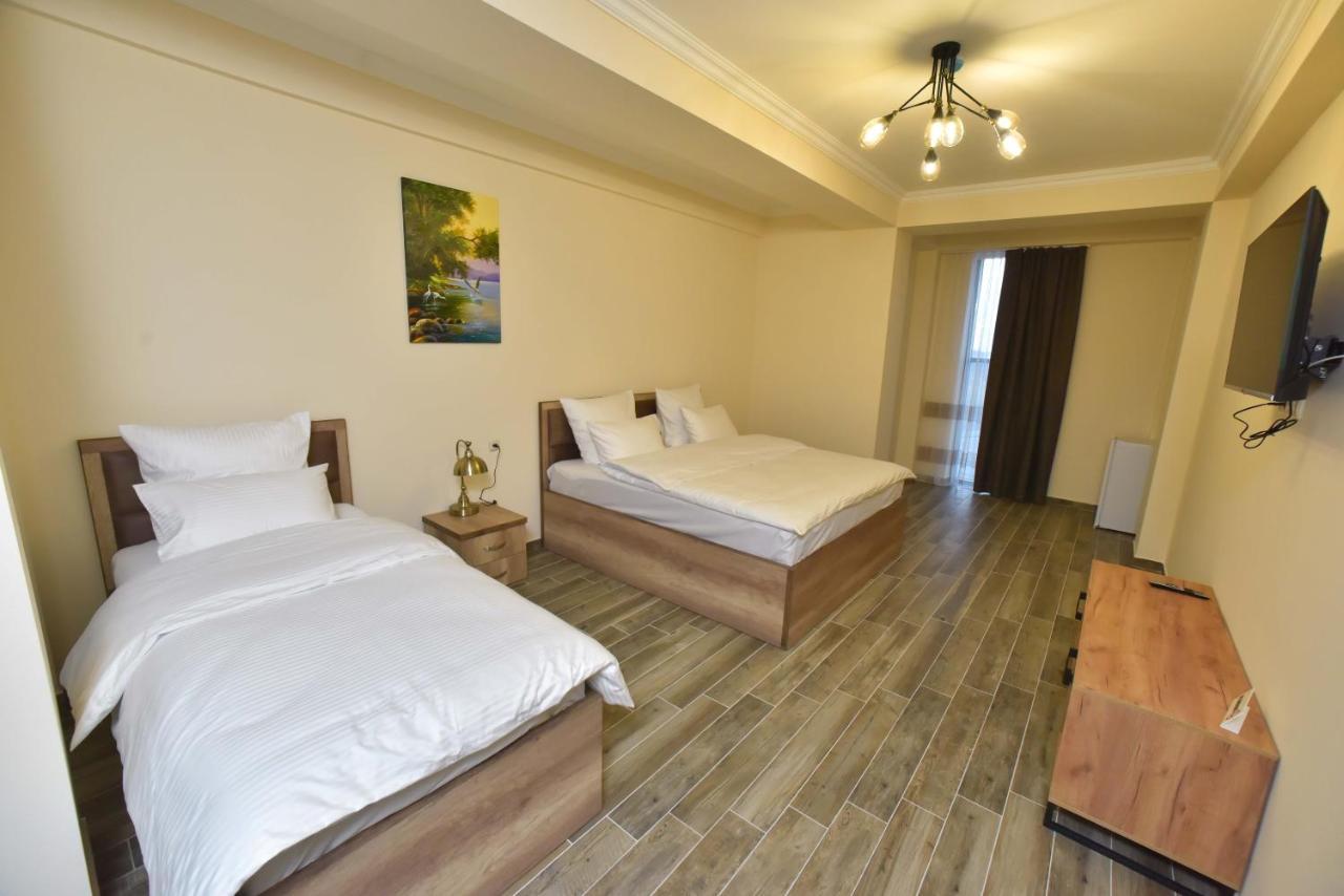 Altunyan Hotel Γιερεβάν Εξωτερικό φωτογραφία