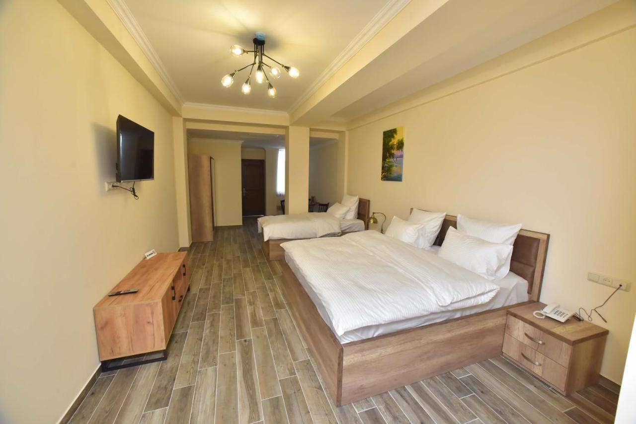 Altunyan Hotel Γιερεβάν Εξωτερικό φωτογραφία