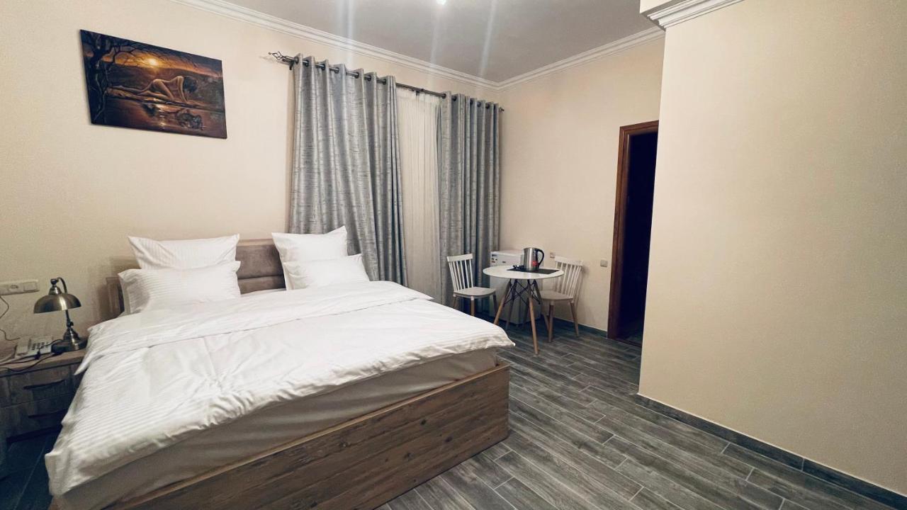 Altunyan Hotel Γιερεβάν Εξωτερικό φωτογραφία